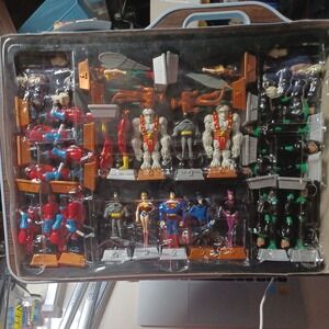 Rare Justice League Adventures JLA Chess Set 2004 Complete with box and board